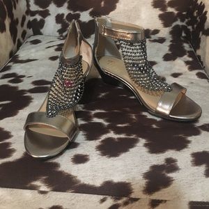 Thalia Sodi Sandals